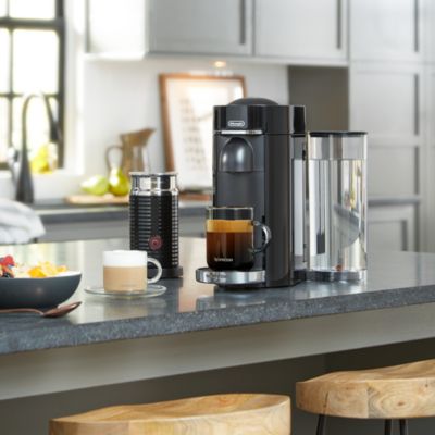 VertuoPlus Deluxe by De’Longhi with Aeroccino Milk Frother, Classic Black