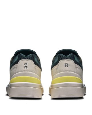 Men's The Rodger Advantage Low Top Sneakers in Ivory