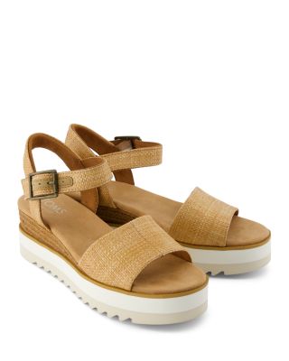 Women&#39;s Diana Platform Sandals
