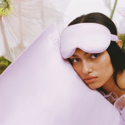 Lovely Lashes Contour Sleep Mask