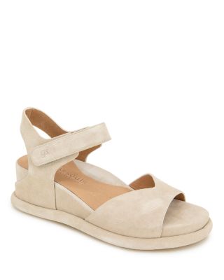 Gentle Souls by Kenneth Cole Women's Jalleen Sandals