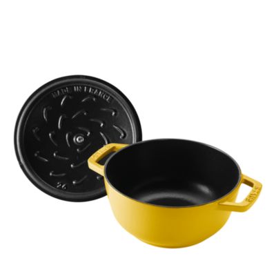 Enameled Cast Iron 5 Qt. Essential French Oven