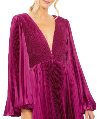 Long Flare Sleeve Pleated Dress