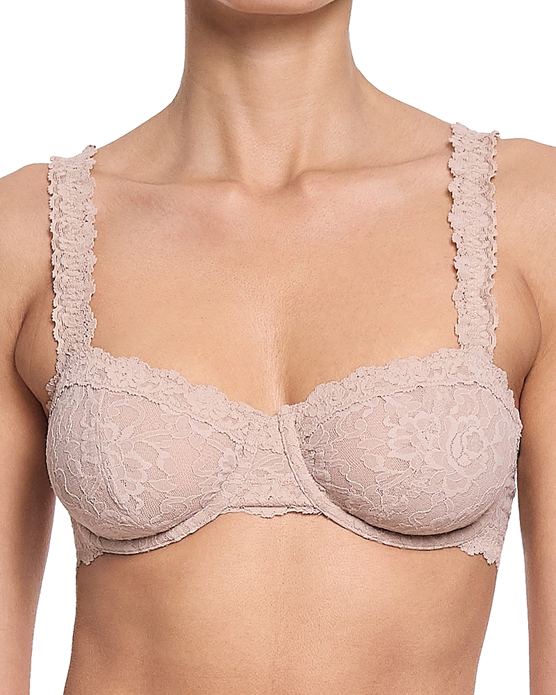 Hanky Panky Signature Lace Balconette Bra In Chai