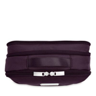 Baseline Expandable Essentials Travel Kit