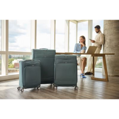 Silhouette 18 Softside Medium Spinner Suitcase