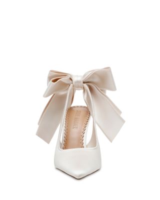 Women&#39;s Teacup Bow Pumps