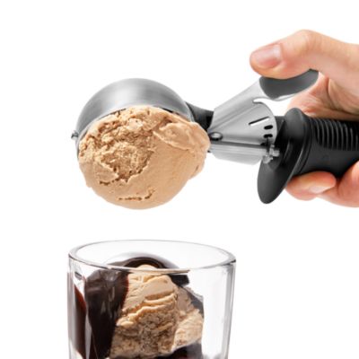 Good Grips Classic Swipe Ice Cream Scoop