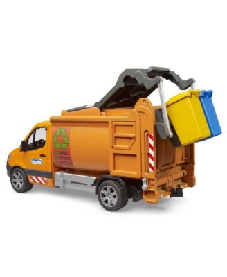 1/16 MB Sprinter Municipal Garbage Vehicle - Ages 3+ Years