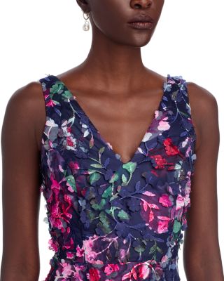 Floral Appliqu&eacute; Gown