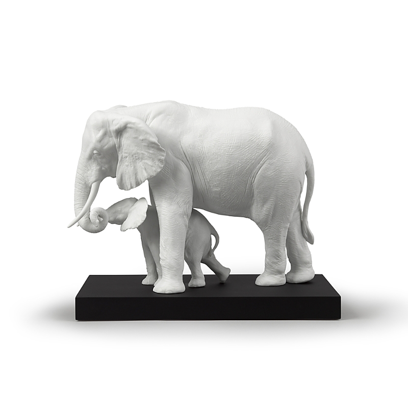 Lladrò Leading The Way Elephant Sculpture