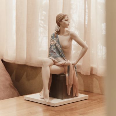 Nude with Shawl, Metallic