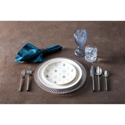 Archie Clear Charger Plate, Set of 4