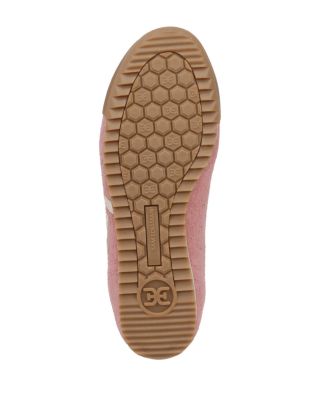 Women&#39;s Ivey Low Top Sneakers