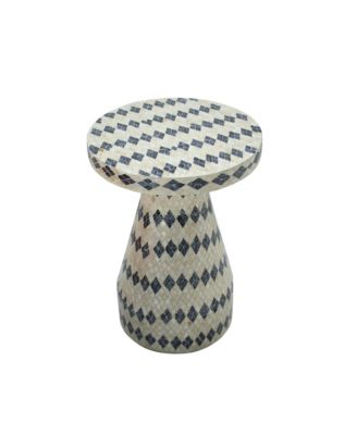 Halio Shell Side Table