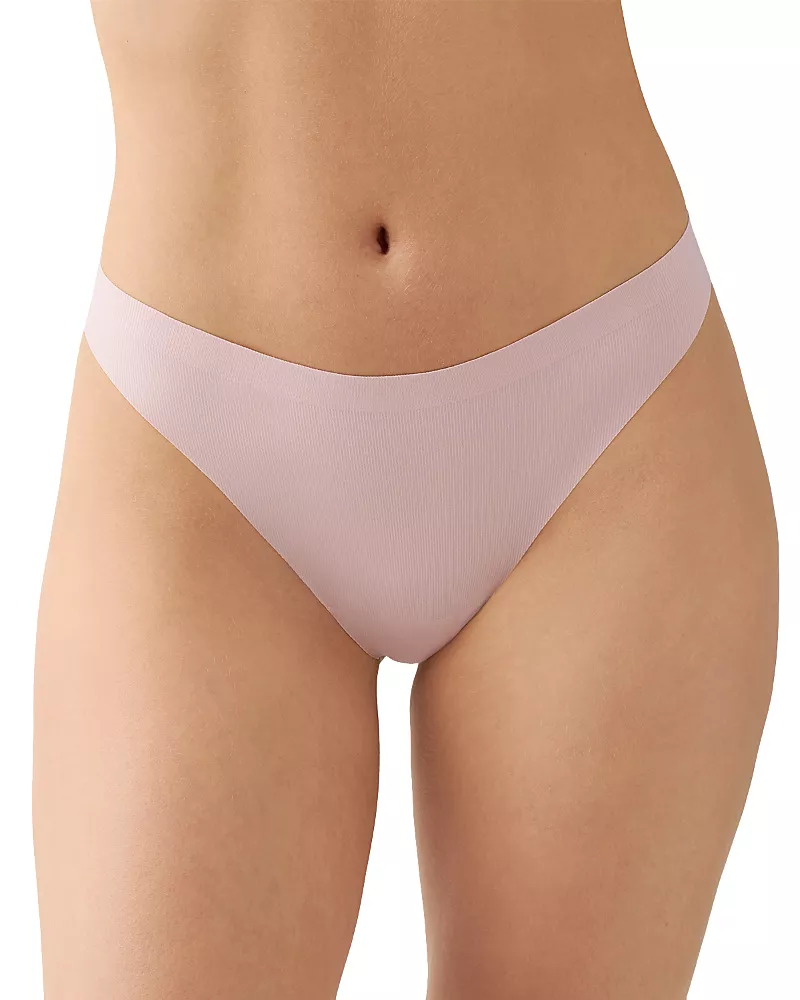 b. tempt'd by Wacoal b. wow'd Modern Thong