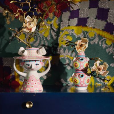 Lady with Hat Vase, 19.7&amp;quot; Pink