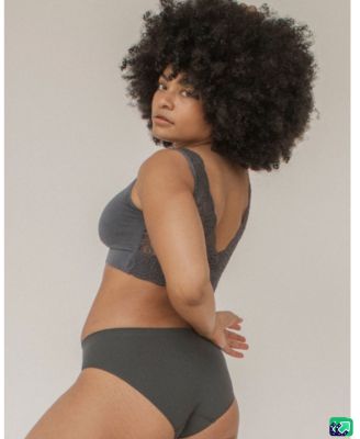 Soft V Lace Reversible Bralette