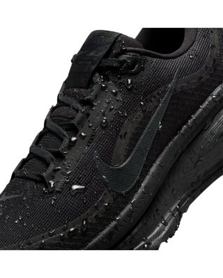 Women&#39;s Vomero 18 GTX Sneakers