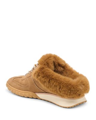 Women&#39;s Izzey Plush Sneakers