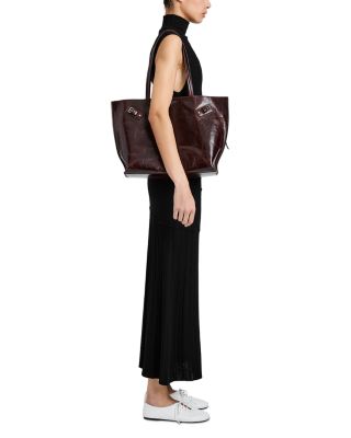 Days Tote in Pull Up Leather