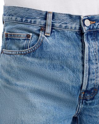 Relaxed Fit Jeans in Outfield