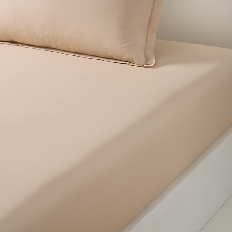 Yves Delorme Batiste Fitted Sheet, King In Neutral