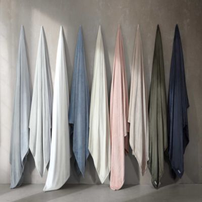 Core Plush Solid Bed Blanket, Queen