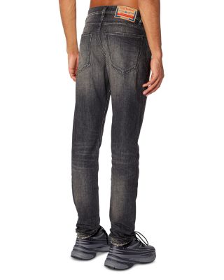 2019 D Strukt Slim Fit Jeans in Black