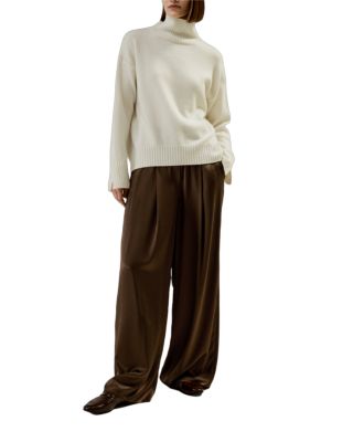 Turtleneck Relaxed-Fit Cashmere Sweater