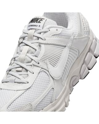 Women&#39;s Zoom Vomero 5 Sneakers