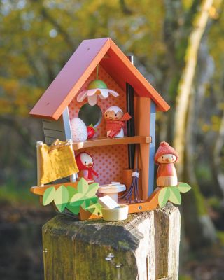 Robin's Nest Box - Ages 3+