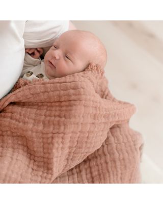 Multi Layer Ombr&eacute; Muslin Blanket