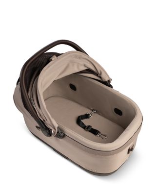 Maeve iso6X Wind Pet Car Seat