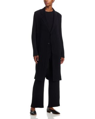 Hatching Pleats Coat