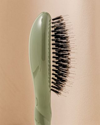 N.02 The Small Essential Care & Detangling Hair Brush - Almond Green