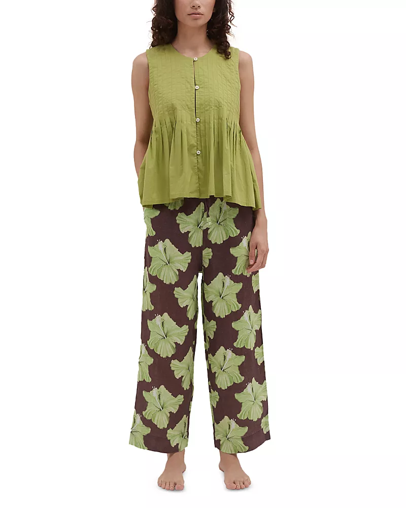 Desmond & Dempsey Cami & Pants Pajama Set