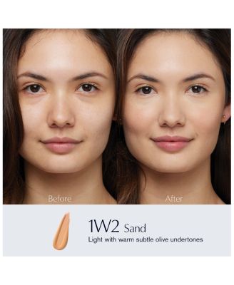 Double Wear Stay-in-Place Liquid Foundation