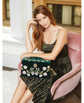 Zoe Medium Jewelry Box