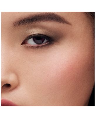 The Sculpting Blush Powder