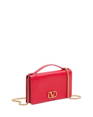 VLogo Signature Grainy Leather Wallet On A Chain 