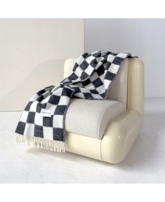  Checkerboard Blanket, 4.25&#39; x 6.5&#39;