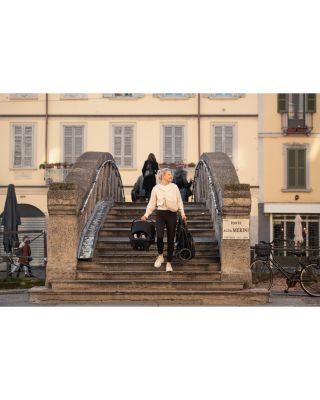 TRVL LX Stroller & PIPA Urbn Infant Car Seat Travel System