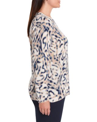 Blurry Leaf Supersoft Sweater