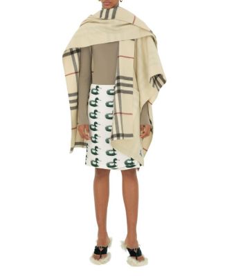  Cashmere Hooded Cape