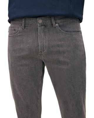 Russell Slim Straight Jeans in Weathered Grey