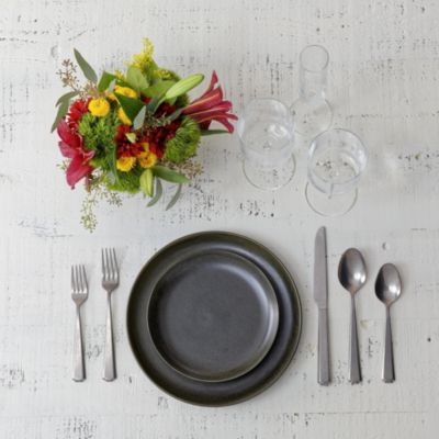 Sound Midnight Dinnerware 16-Piece Dinnerware Set