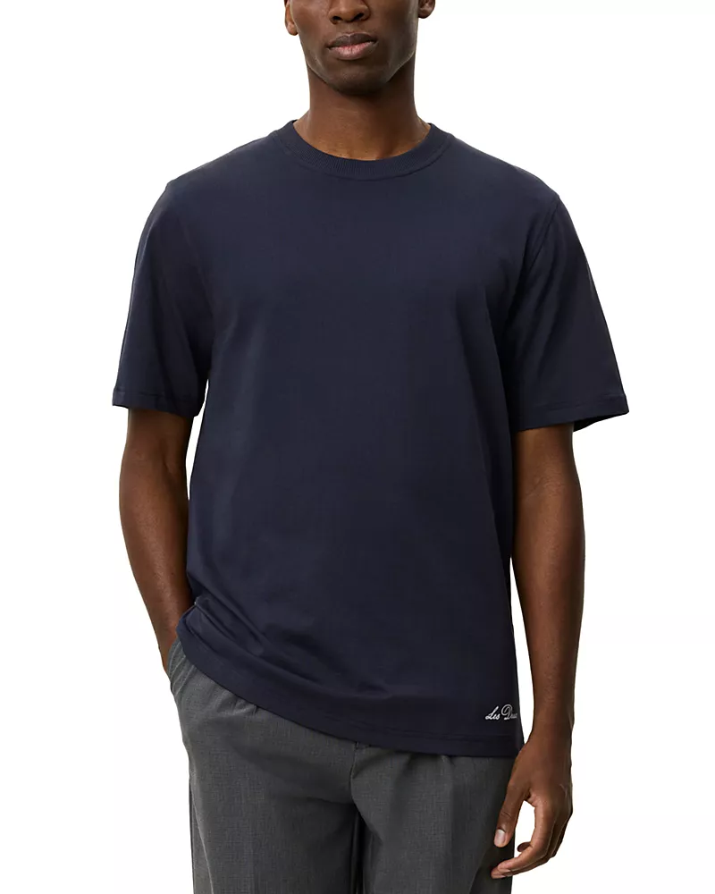 Les Deux Artist T-Shirt