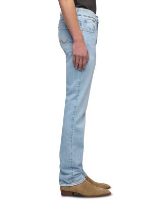The Straight Fit Jeans in Miramar