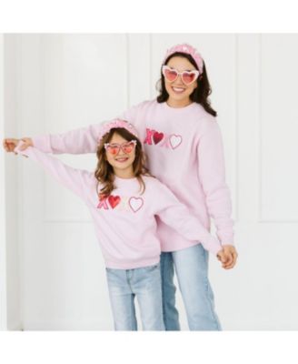  Women's XOXO Sequin Patch Valentine's Day Sweatshirt